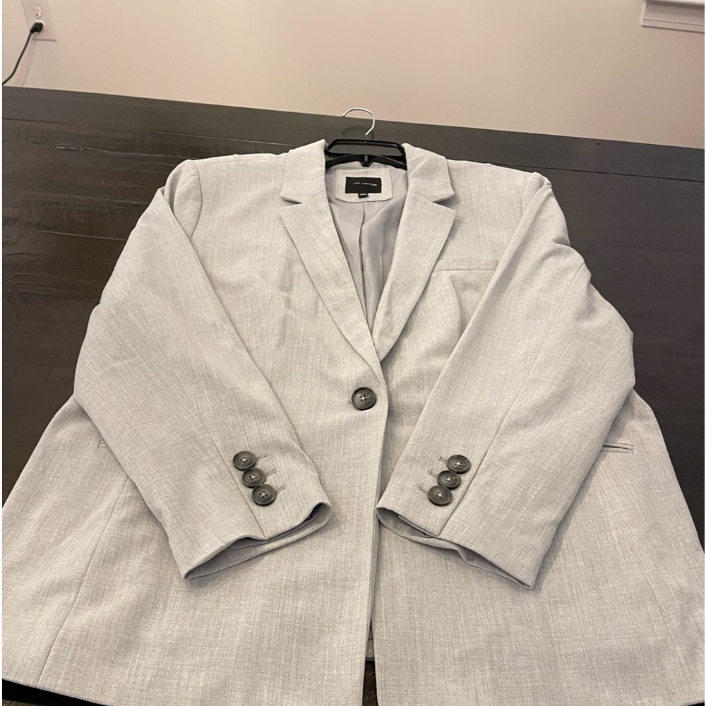 Women’s plus size pant suit size 20